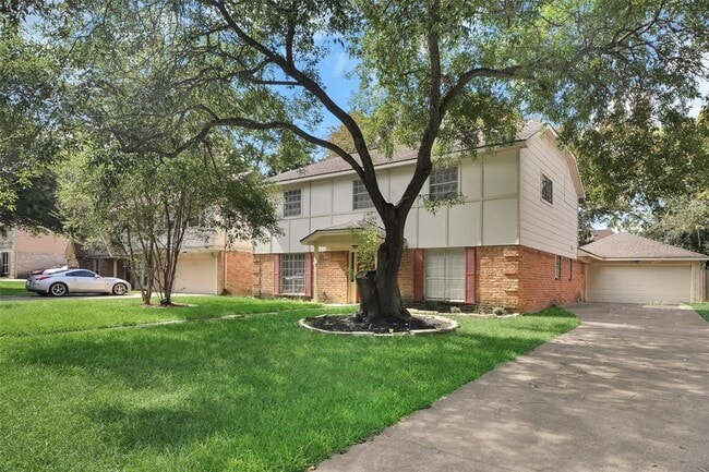 5703 Green Timbers Dr in Humble, TX - Foto de edificio - Building Photo