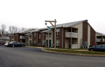 Canterbury House Apartments - Lebanon in Lebanon, IN - Building Photo - Building Photo