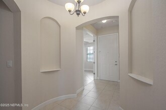 220 Paseo Terraza in St. Augustine, FL - Foto de edificio - Building Photo