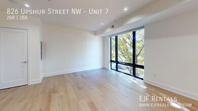 826 Upshur St NW in Washington, DC - Foto de edificio - Building Photo