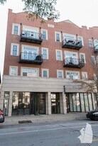 2539 N Southport Ave, Unit 3N in Chicago, IL - Building Photo