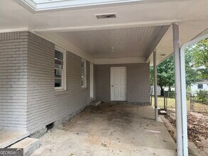 109 Scarlett Dr in Jonesboro, GA - Building Photo - Building Photo