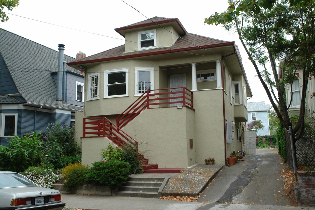 3109 King St in Berkeley, CA - Foto de edificio