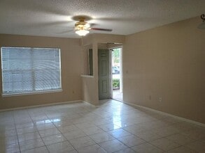 113 Reserve Cir in Oviedo, FL - Building Photo - Building Photo