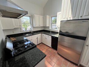 339 Midland Ave in Rye, NY - Building Photo - Building Photo