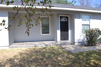 1702 Anaconda Trail in Granbury, TX - Building Photo - Building Photo