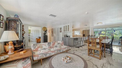 641 Coral Dr in Nokomis, FL - Building Photo - Building Photo
