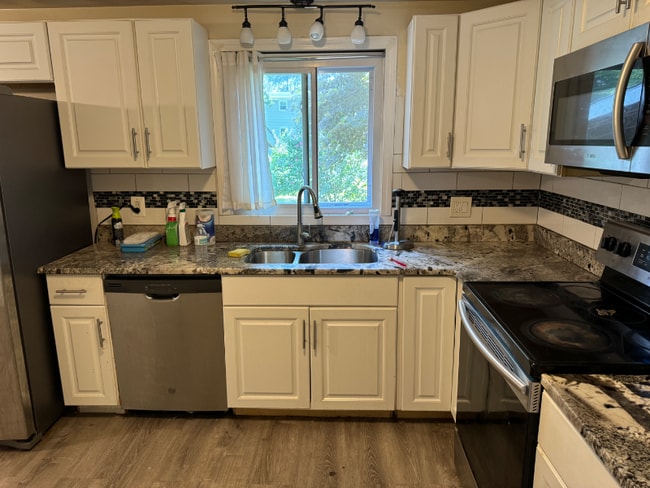 92 Rambler St in Bristol, CT - Foto de edificio - Building Photo