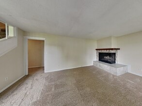1128 W North St in Greenfield, IN - Building Photo - Building Photo
