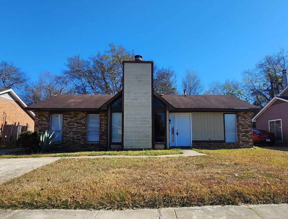 6061 Briarhurst Dr in Montgomery, AL - Building Photo