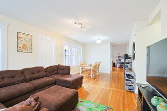 7-9 Bonner Ave in Medford, MA - Building Photo - Interior Photo