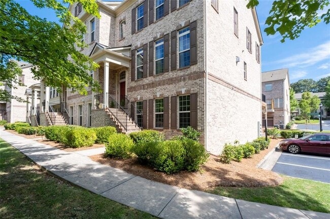 property at 1034 E Paces Chase
