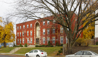 Stanton Arms in Pittsburgh, PA - Building Photo