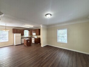 235 Derby St in Athens, GA - Foto de edificio - Building Photo