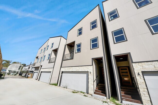 1216 D E 34th St in Houston, TX - Building Photo - Building Photo