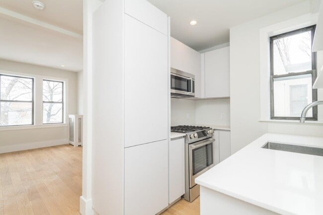 property at 8 Elko St