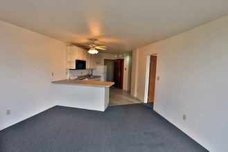 Roundhouse Apartments in Madison, WI - Foto de edificio - Interior Photo