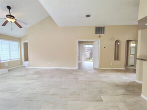 4407 Waterfall Way in Sugar Land, TX - Building Photo - Building Photo