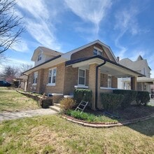 144 E Pomeroy St in West Chicago, IL - Building Photo - Building Photo