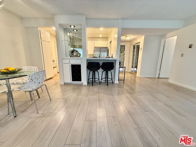 property at 5625 Green Valley Cir