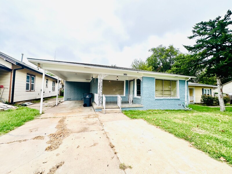 505 NW Dearborn Ave in Lawton, OK - Building Photo