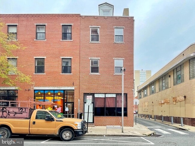 property at 224 N 13th St
