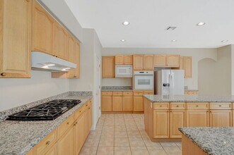 89 Dollar Pointe Ave in Las Vegas, NV - Building Photo - Building Photo