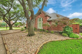 5701 Hilton Head Dr in Garland, TX - Building Photo - Building Photo