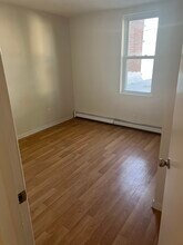 127 Wilson Ave, Unit 2 in Newark, NJ - Building Photo - Building Photo