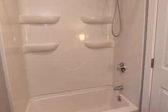 73 Everett St in Middleboro, MA - Building Photo - Building Photo