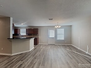 2417 Cotton Forrest in San Antonio, TX - Foto de edificio - Building Photo