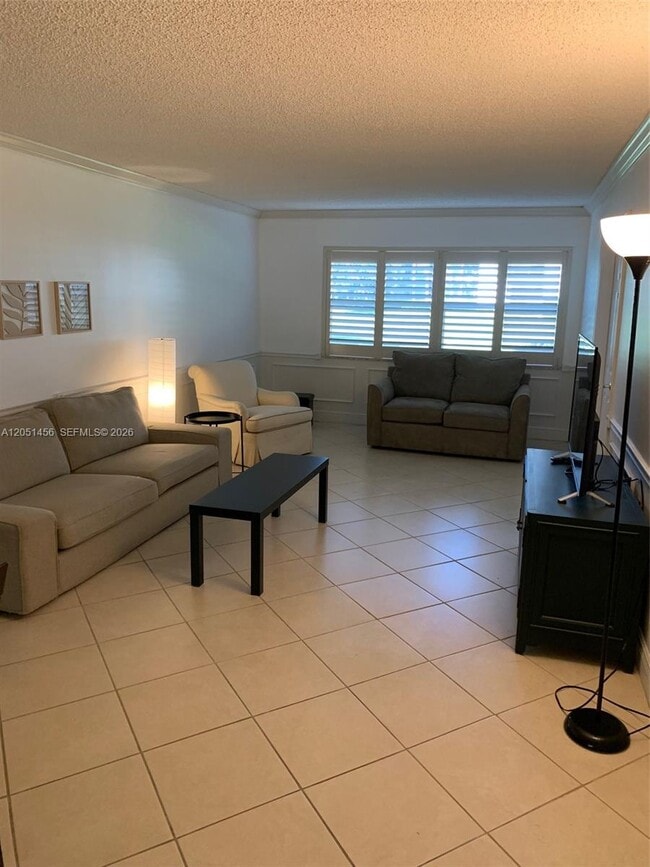 property at 4801 Martinique Pl