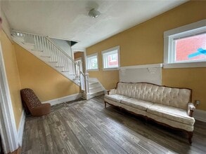 711 Sandusky Ave in Kansas City, KS - Building Photo - Building Photo