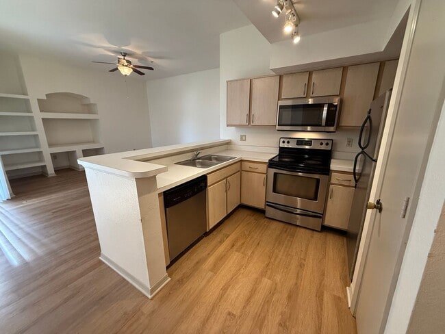 property at 7380 Westpointe Blvd
