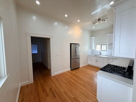 1224-1226 Campbell St in Oakland, CA - Building Photo