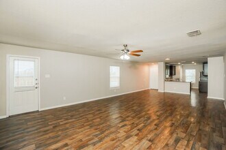 11703 Viney Pass in San Antonio, TX - Building Photo - Building Photo