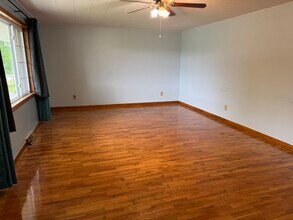 407 Morris St in Berryville, AR - Building Photo - Building Photo