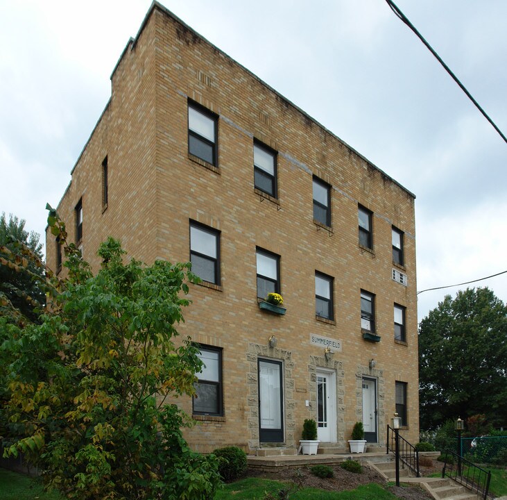 Summerfield in Charleston, WV - Building Photo