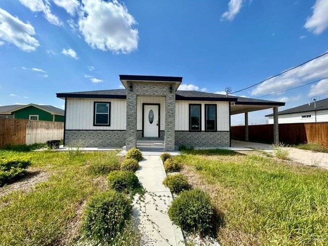 property at 14 N 109th St