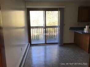 33 Burleigh Rd in Bangor, ME - Building Photo - Building Photo