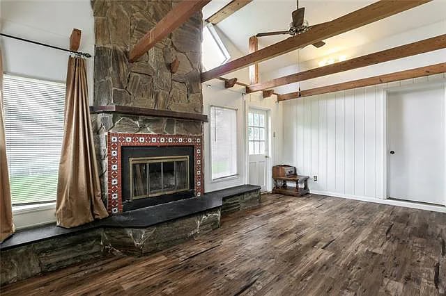 2411 Somerset Dr in New Orleans, LA - Foto de edificio - Building Photo