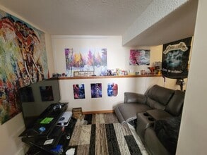 201 26 St in Cold Lake, AB - Building Photo - Building Photo