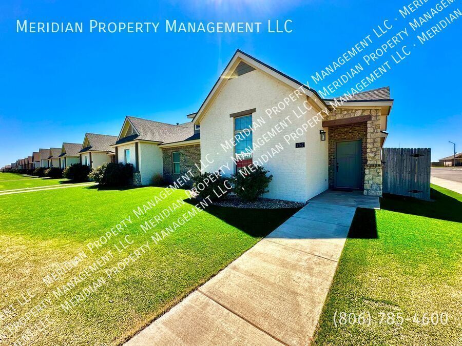 2743 137th St in Lubbock, TX - Building Photo