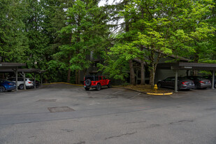 Cedar Ridge Condominium in Redmond, WA - Foto de edificio - Building Photo