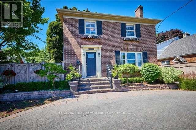 property at 24 Rossland Rd E