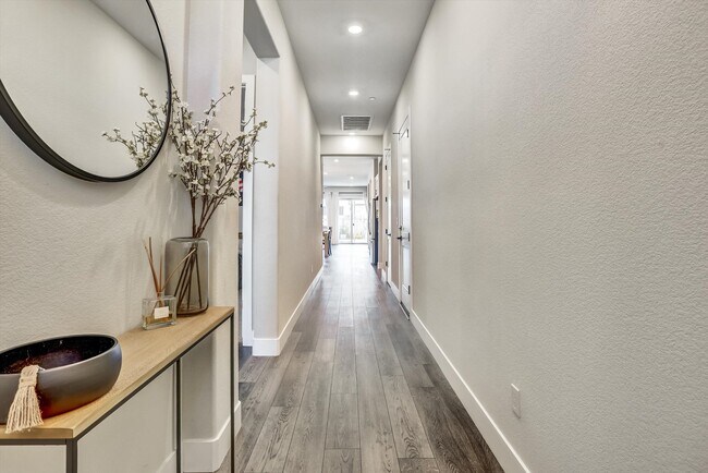 3073 Bramblewood Way in Roseville, CA - Building Photo - Building Photo