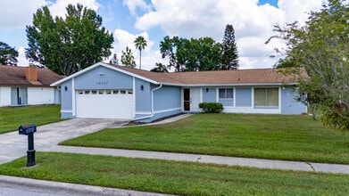 10737 Larissa St in Orlando, FL - Building Photo - Building Photo