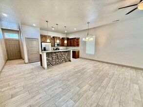 2556 W 235 N in Hurricane, UT - Building Photo - Building Photo