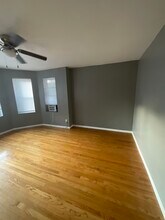 7711 S Chappel Ave, Unit Apartment 1 in Chicago, IL - Building Photo - Building Photo