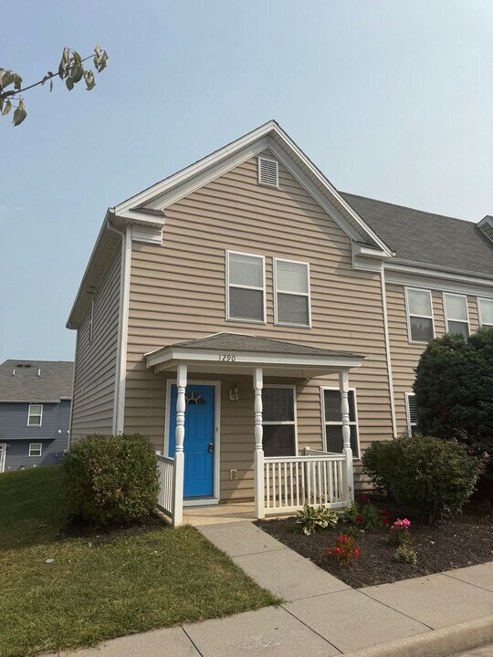 1290 Old Richmond Circle in Harrisonburg, VA - Building Photo